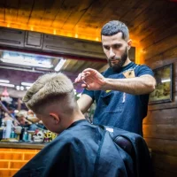 международная мужская парикмахерская oldboy barbershop изображение 2