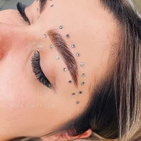 салон красоты selfie nail&beauty club на улице земляной вал изображение 4